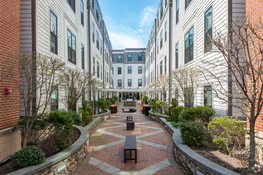 More Photos Of 257-275 Thayer St, Providence Apartments For Lease