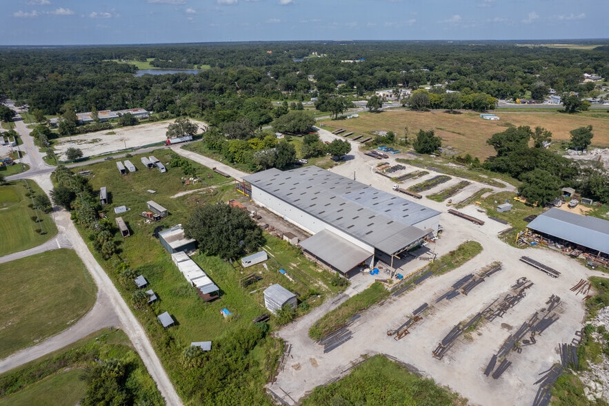 More Photos Of 5960 W Jones Ave, Zellwood Warehouse For Lease