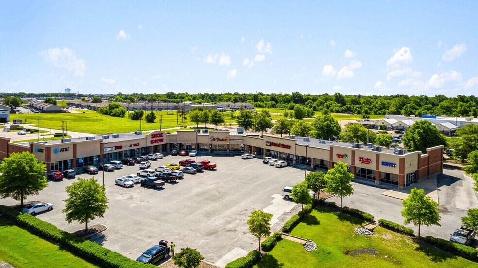 Primary Photo Of 650 W Service Rd, West Memphis General Retail For Lease