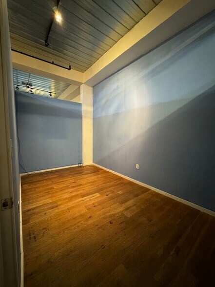 More Photos Of 305-323 Fairfield Ave, Bridgeport Apartments For Lease