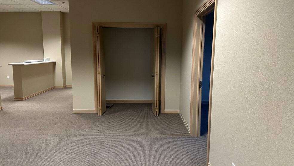 More Photos Of 3051 Progress Way, Kaukauna Coworking Space