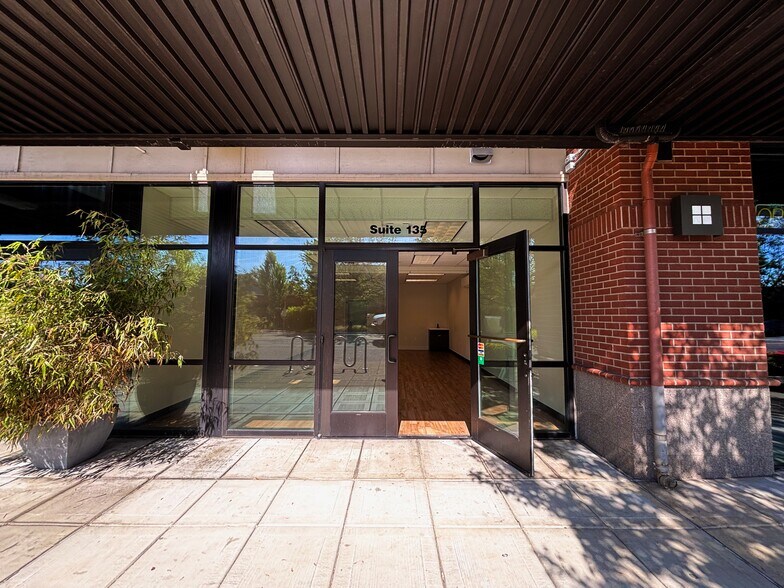 More Photos Of 1127 Broadway St NE, Salem Apartments For Lease