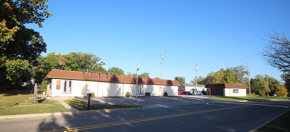 Primary Photo Of 1200 Leesburg Rd, Fort Wayne Warehouse For Lease