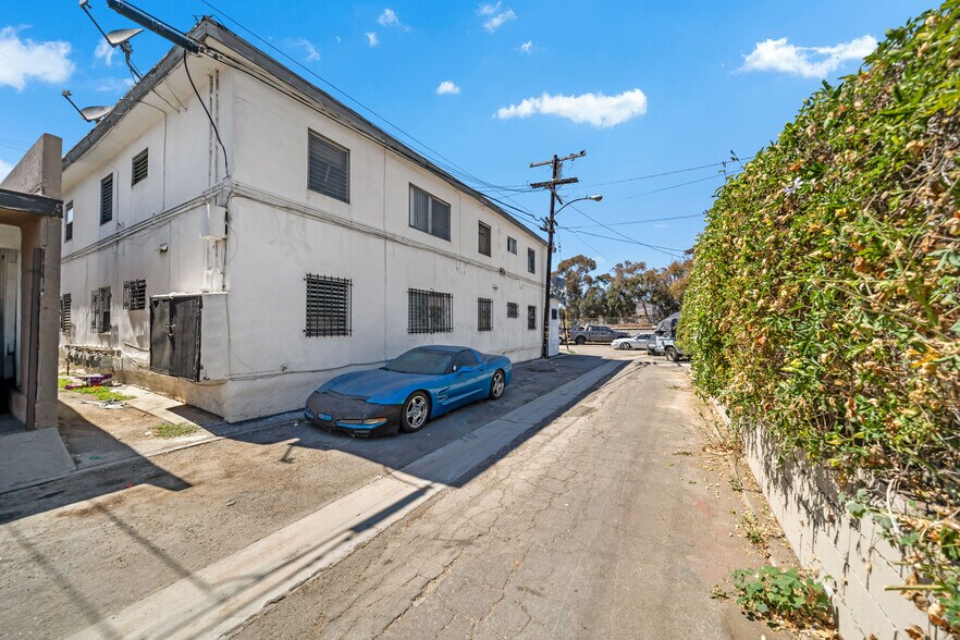 More Photos Of 11700 S Normandie Ave, Los Angeles Apartments For Sale