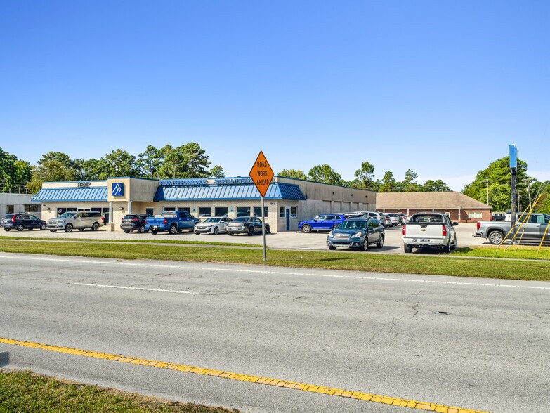 More Photos Of 1202 E Main St, Havelock Office For Sale