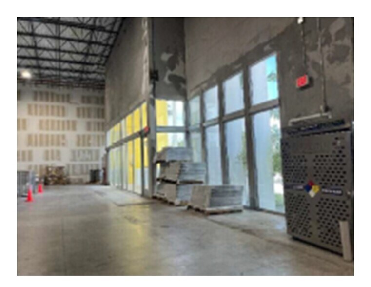 More Photos Of 1551 SE 36th Ave, Homestead Warehouse For Lease