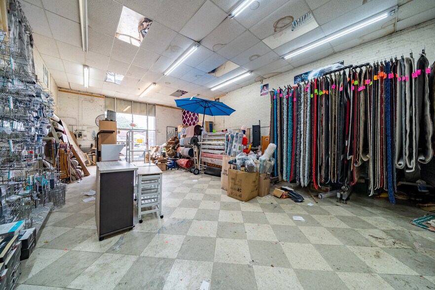 More Photos Of 1 Ocean Ave, Jersey City Storefront For Lease