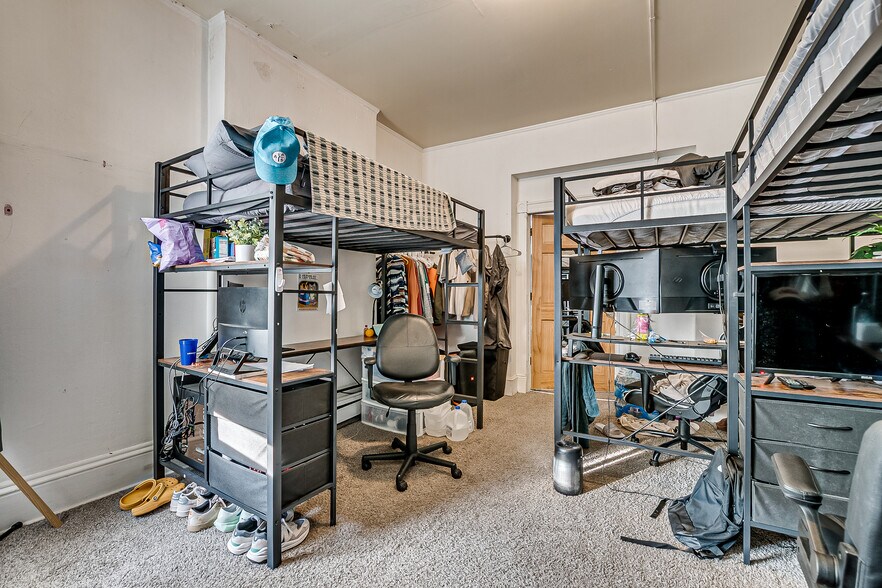 More Photos Of 93 Easton Ave, New Brunswick Multifamily For Sale