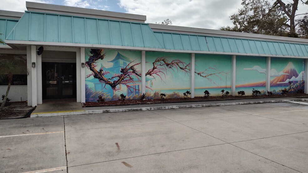 More Photos Of 4195 N Tamiami Trl, Sarasota Fast Food For Sale