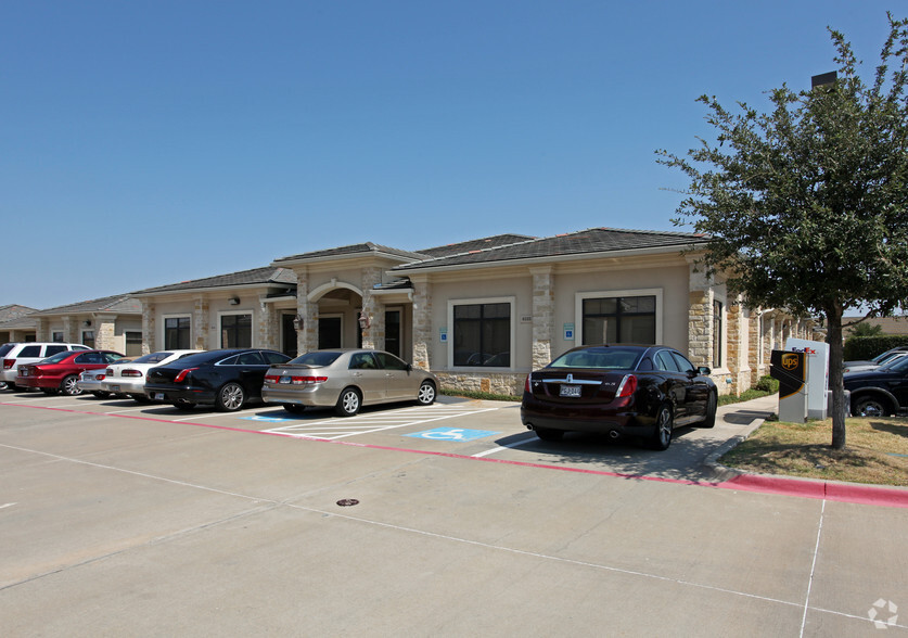 Primary Photo Of 6525 Preston Rd, Plano Medical For Lease