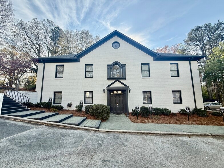 Primary Photo Of 1155 Hightower Trl, Atlanta Medical For Sale