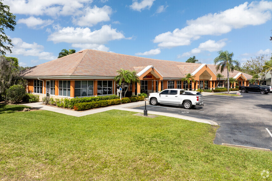 Primary Photo Of 11940 Fairway Lakes Dr, Fort Myers Medical For Sale