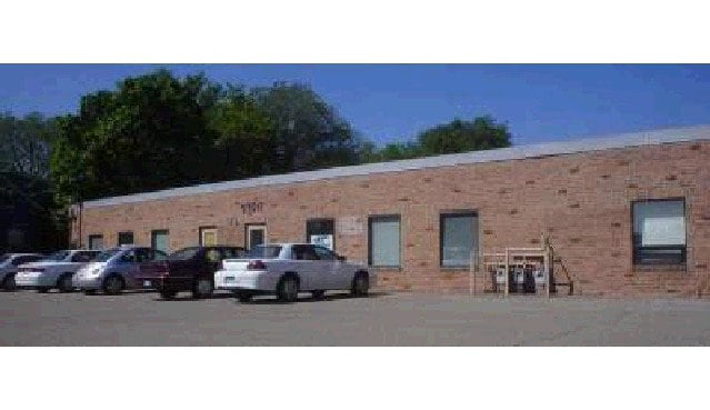 More Photos Of 9700-9710 S Humboldt Ave, Bloomington Warehouse For Lease