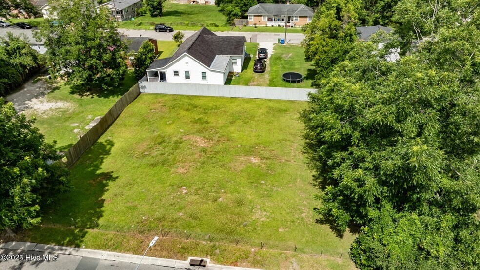 More Photos Of 109 Clay St, Wilmington Land For Sale