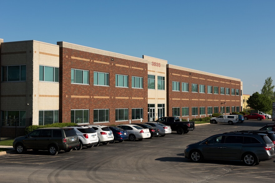 More Photos Of 3535 40th Ave NW, Rochester Medical For Lease