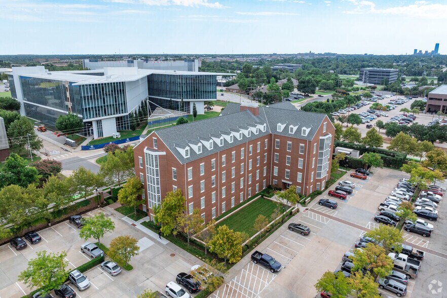 More Photos Of 6001 N Classen Blvd, Oklahoma City Office For Lease