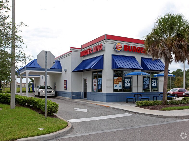 More Photos Of 16884 E Colonial Dr, Orlando Restaurant For Sale