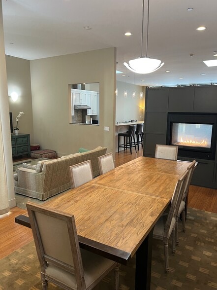 More Photos Of 622 Santa Cruz Ave, Menlo Park Storefront Retail Office For Lease