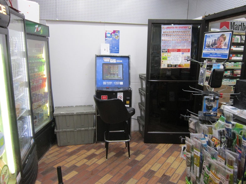 More Photos Of 2301 Lackey St, Lumberton Convenience Store For Sale
