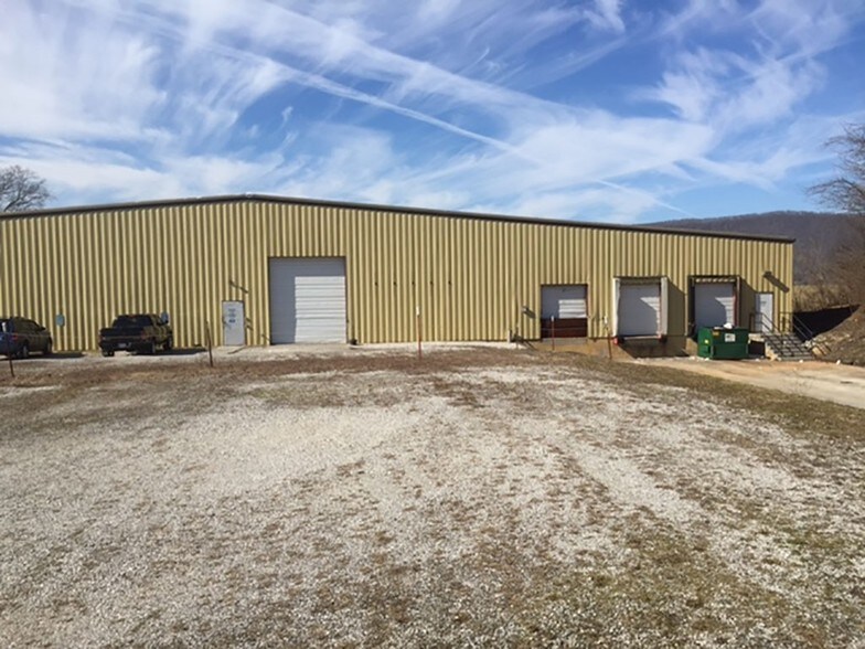 More Photos Of 179 Mine Ln, Caryville Warehouse For Lease