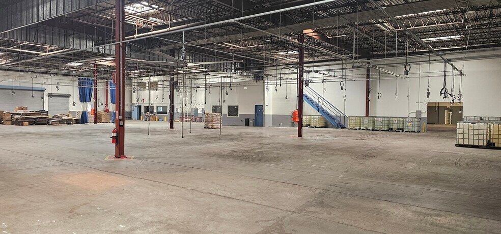 More Photos Of 13290 E Daum Dr, City of Industry Manufacturing For Sale