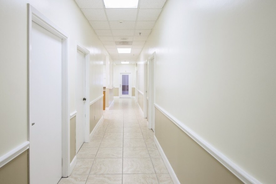 More Photos Of 203 N College Ave, Cleveland Medical For Sale