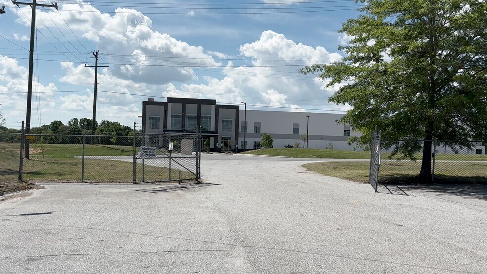 Primary Photo Of 2212 Randolph Rd, Shelby Industrial For Lease