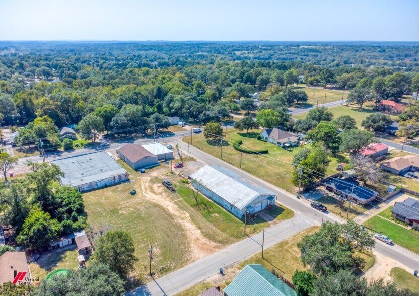 More Photos Of 102 Gray St, Henderson Flex For Sale