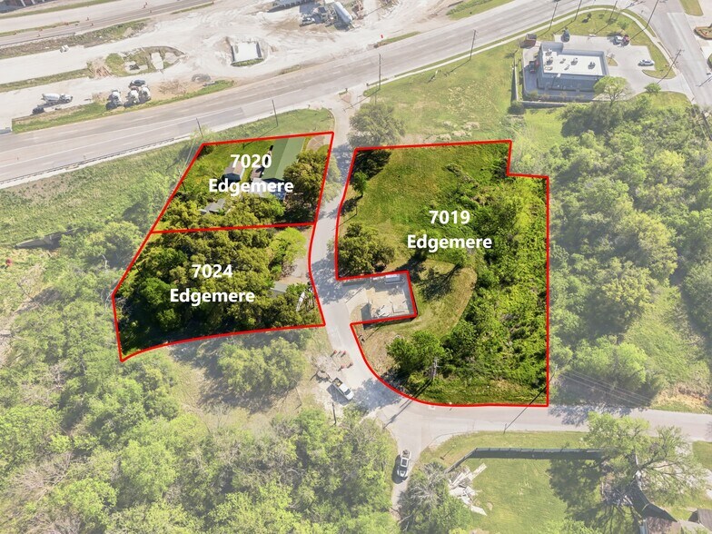 More Photos Of 7024 Edgemere Pl, Fort Worth Specialty For Sale