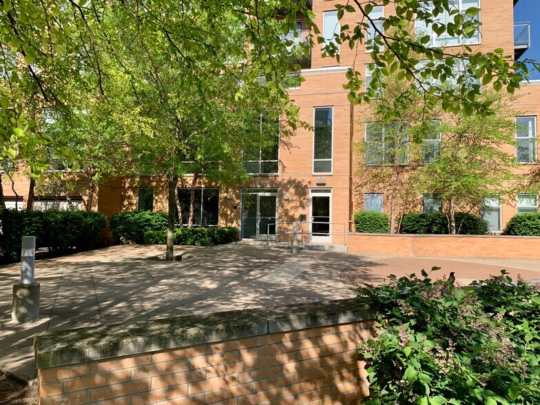 More Photos Of 1720-1740 Oak Ave, Evanston Apartments For Sale