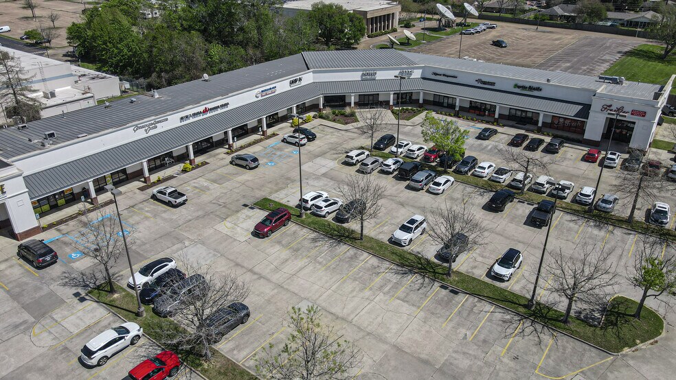 More Photos Of 7731 Perkins Rd, Baton Rouge Storefront For Lease
