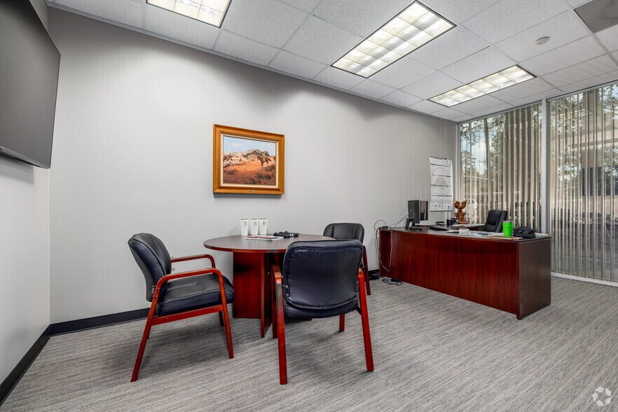 More Photos Of 2700 Research Forest Dr, The Woodlands Office For Lease