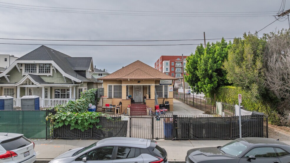 More Photos Of 3417 S Catalina St, Los Angeles Land For Sale