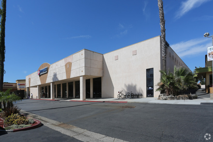 Primary Photo Of 5858 Warner Ave, Huntington Beach Freestanding For Lease