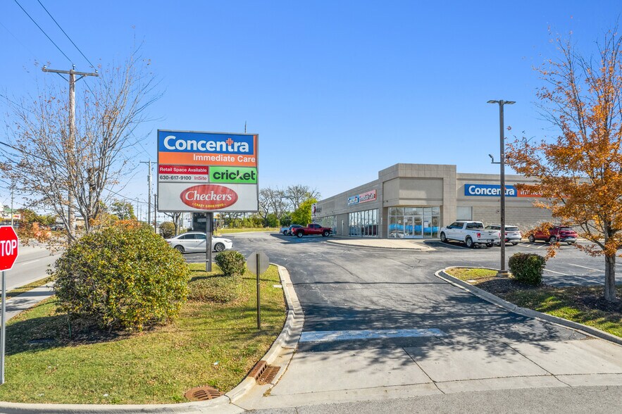 More Photos Of 3035-3043 Belvidere Rd, Waukegan Freestanding For Sale