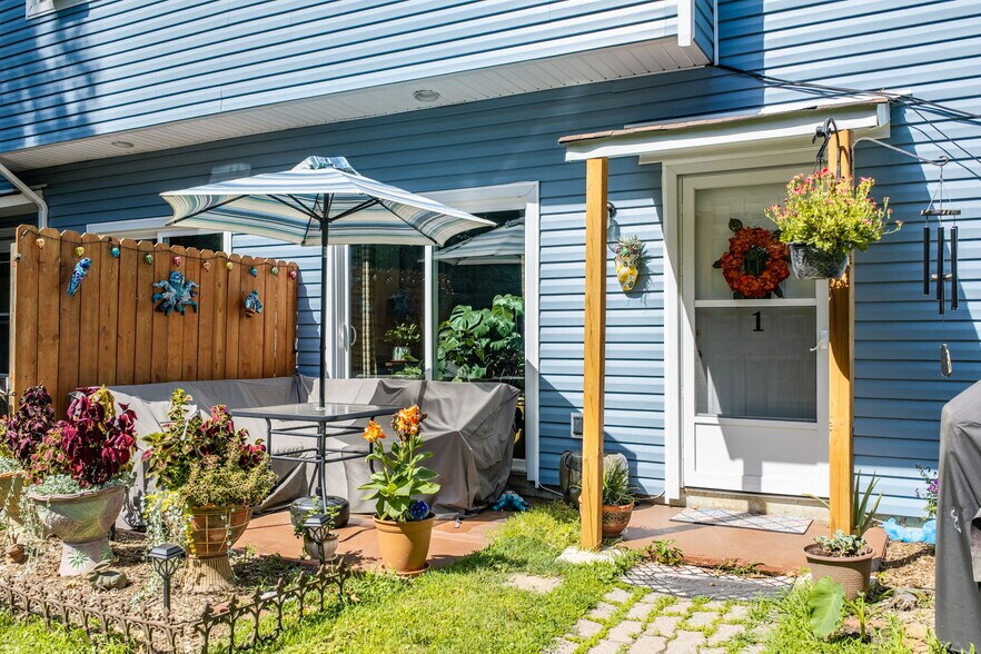 More Photos Of 100 1/2 Kingston Ave, Port Jervis Apartments For Sale