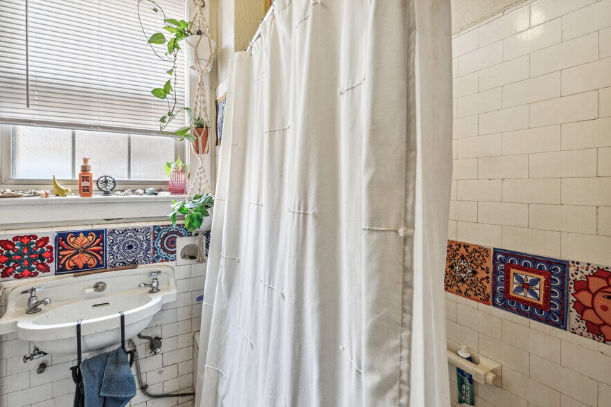 More Photos Of 429 E 14th Ave, Denver Apartments For Sale