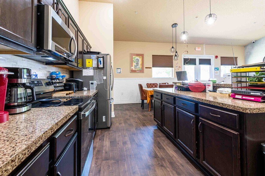More Photos Of 13031 Partridge St, Spring Hill Assisted Living For Sale