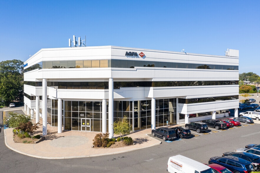 More Photos Of 611 River Dr, Elmwood Park Office For Sale