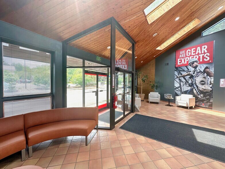 More Photos Of 1037 Powers Rd, Conklin Distribution For Sale