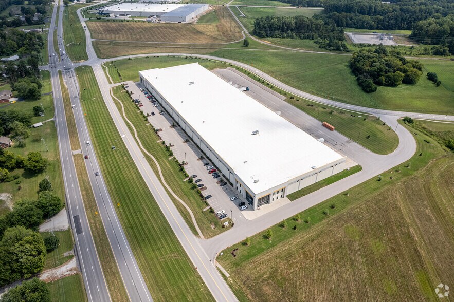 More Photos Of 1150 Patrol Rd, Jeffersonville Distribution For Lease