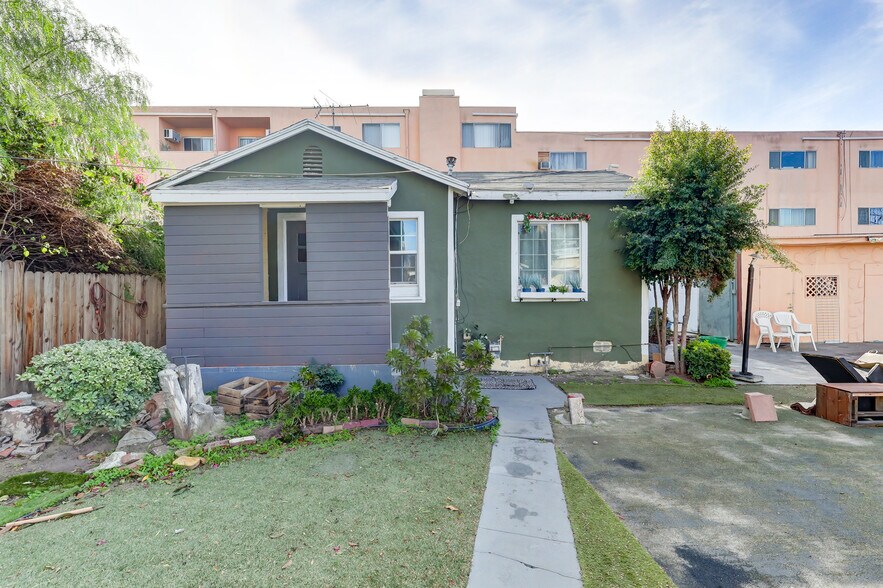 More Photos Of ,  Unknown For Sale