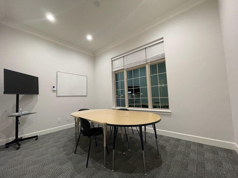 More Photos Of 8951 Collin McKinney Pky, McKinney Medical For Lease