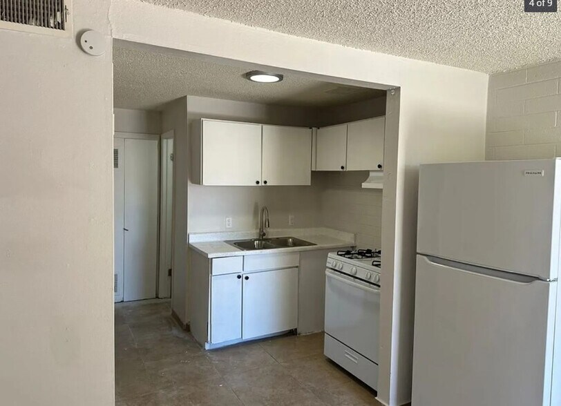 More Photos Of 2053 N Alvernon Rd, Tucson Apartments For Sale
