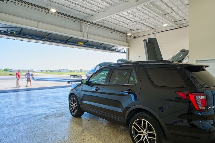 More Photos Of 741 Airport Rd, Winchester Airplane Hangar For Sale