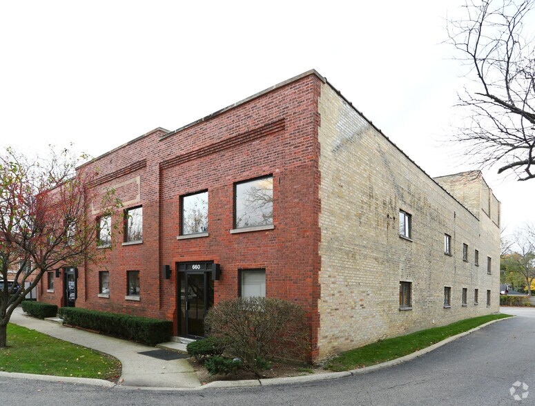 More Photos Of 660 LaSalle Pl, Highland Park Loft Creative Space For Sale