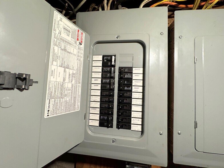 More Photos Of 1748 S Main St, Rocky Mount Office For Sale