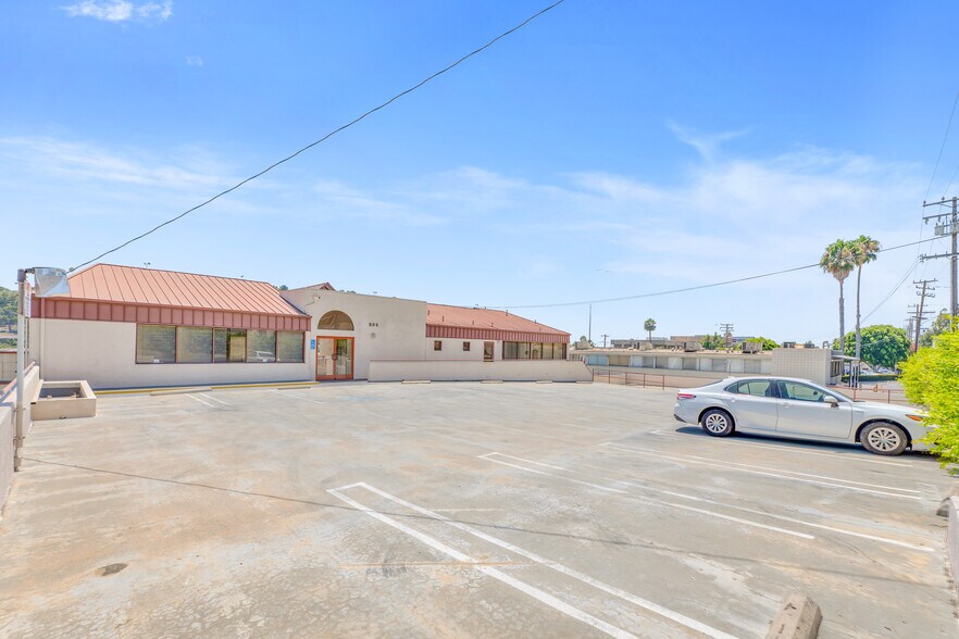 More Photos Of 809 S Atlantic Blvd, Monterey Park Office For Sale