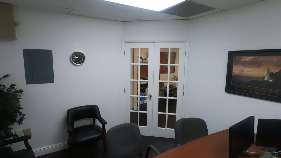 More Photos Of 13205-13255 SW 137th Ave, Miami Storefront Retail Office For Lease
