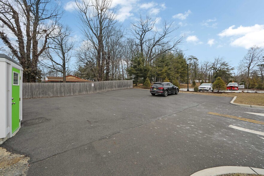 More Photos Of 1805 Springdale Rd, Cherry Hill Coworking Space